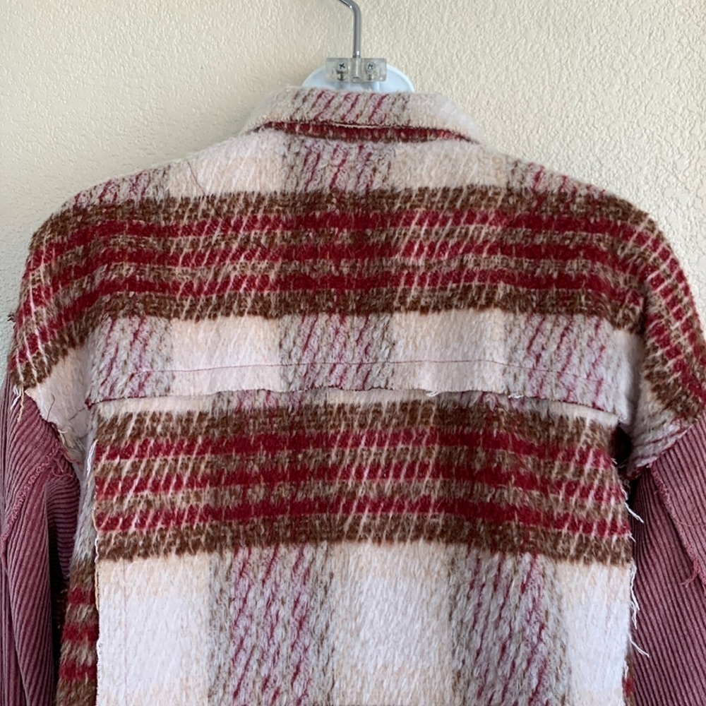 Pols jacket women's L corduroy plaid, fleece, button front, pockets. Shacket euc - Picture 9 of 17